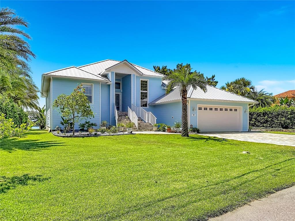 838 SW KINGS BAY DRIVE photo 2