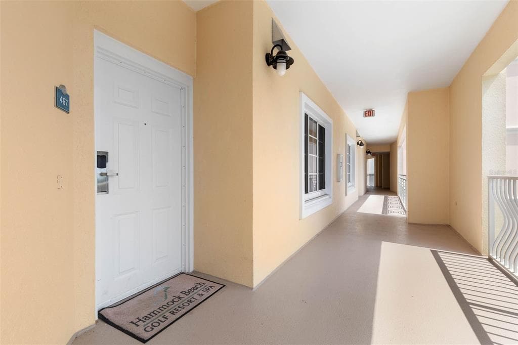 102 YACHT HARBOR DRIVE 467 photo 10