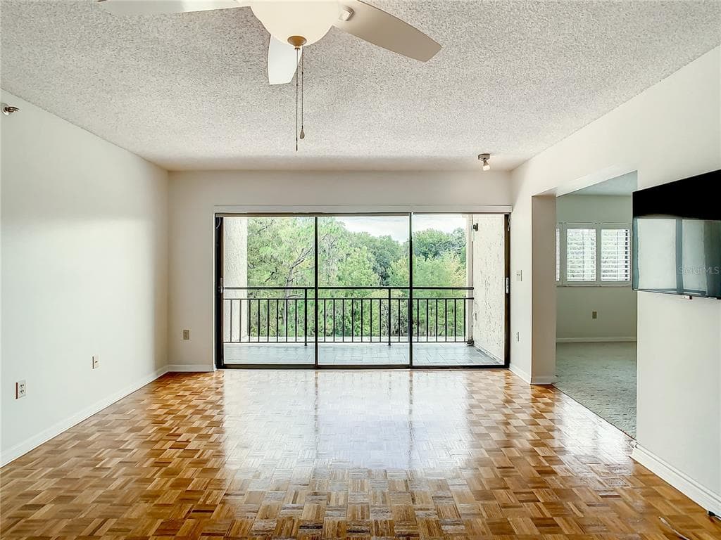 1158 CARMEL CIRCLE 430 photo 21