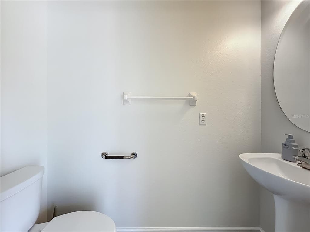 16543 CEDAR CREST DRIVE photo 23