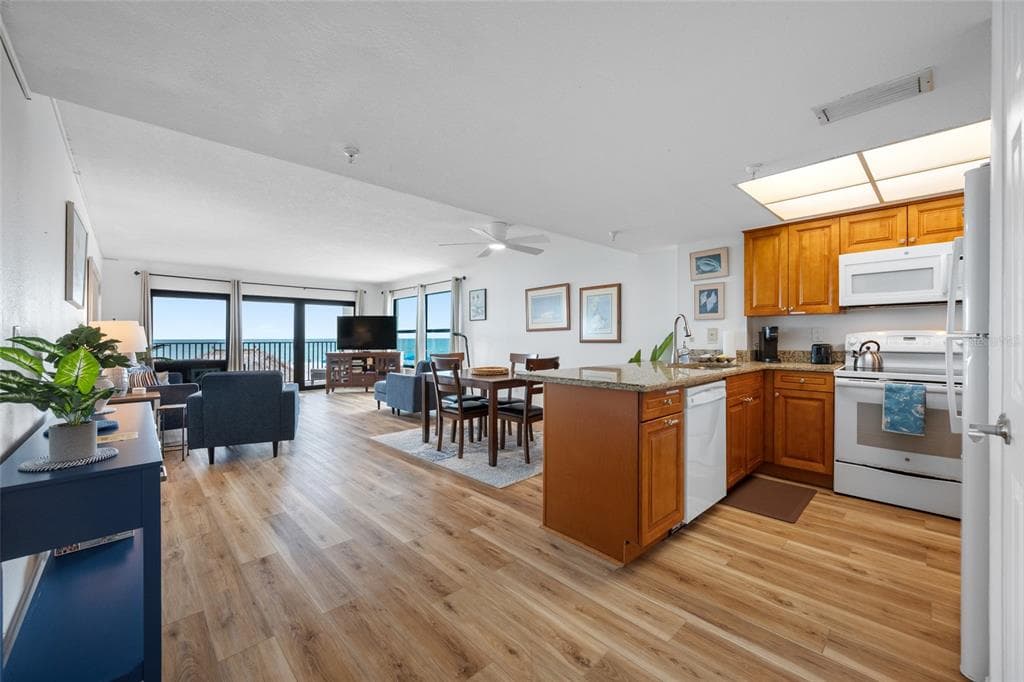 12924 GULF BOULEVARD 105 photo 13