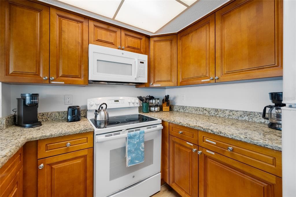 12924 GULF BOULEVARD 105 photo 18