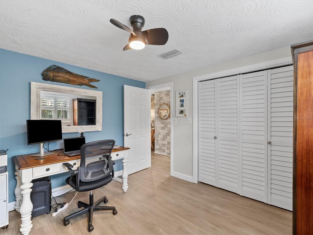 4911 POMPANO DRIVE photo 20