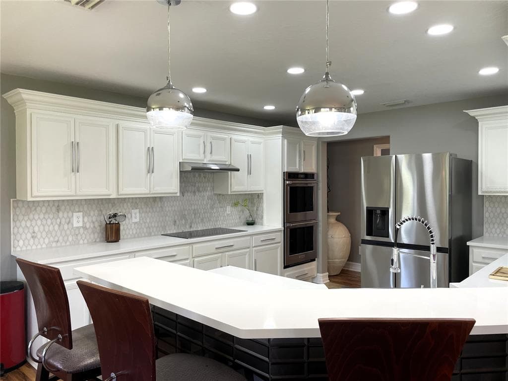 5036 WHISTLING PINES COURT photo 6