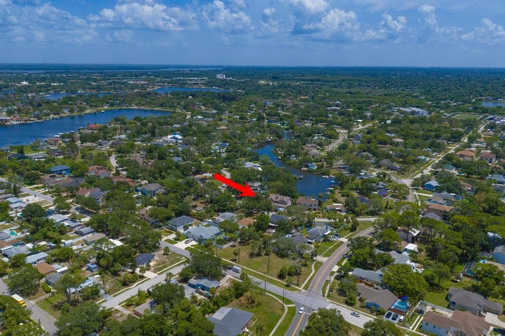912 SEMINOLE BOULEVARD photo 1