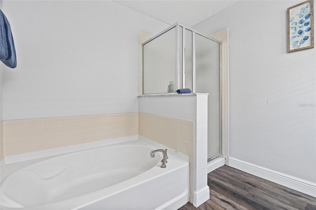 2730 AMANDA KAY WAY photo 17