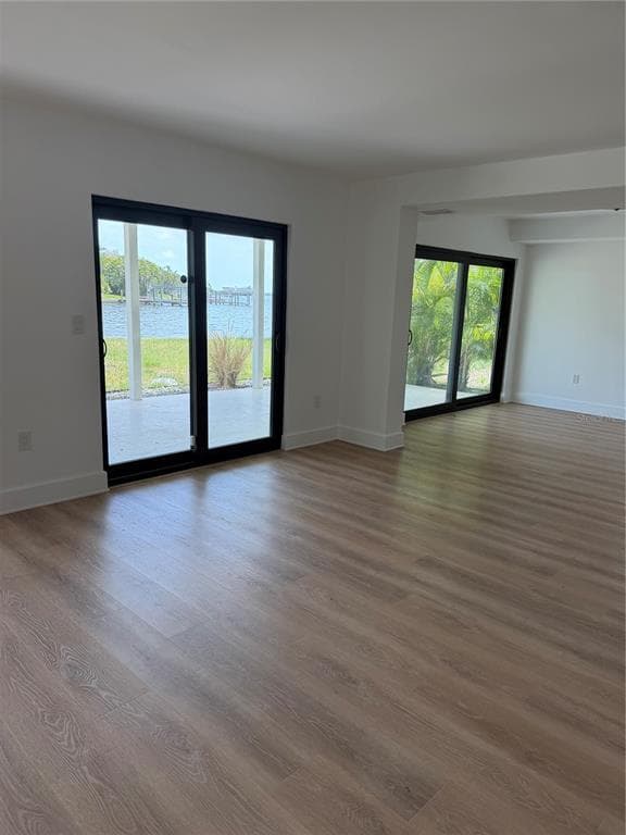 105 AUGUSTA AVENUE photo 3