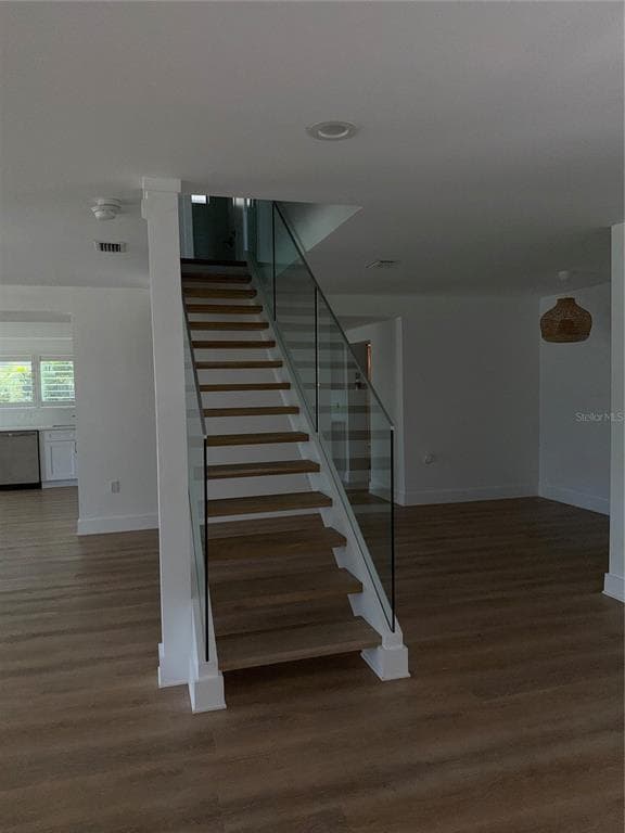 105 AUGUSTA AVENUE photo 14