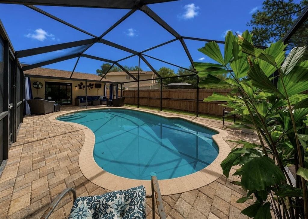 1005 HIGHGROVE COURT photo 3