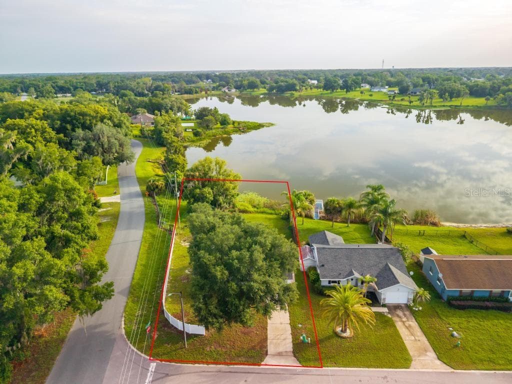 57 CAYMAN CIRCLE photo 3