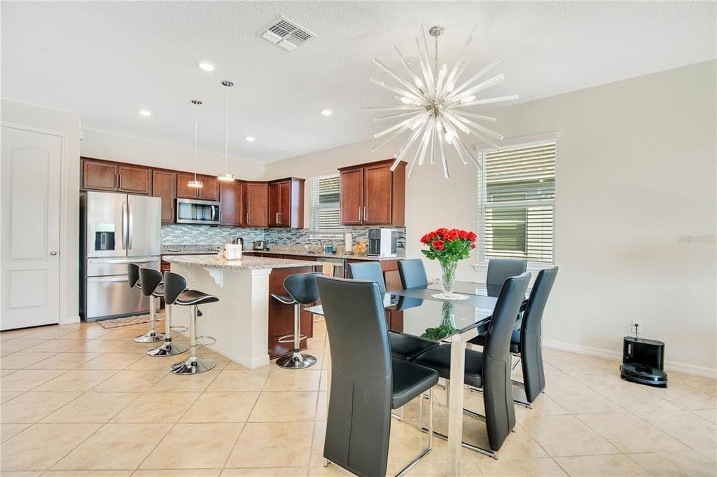 5133 CHICKADEE STREET photo 4