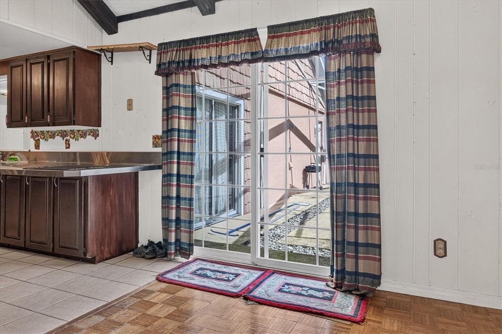 1720 SUNSET VIEW CIRCLE photo 11