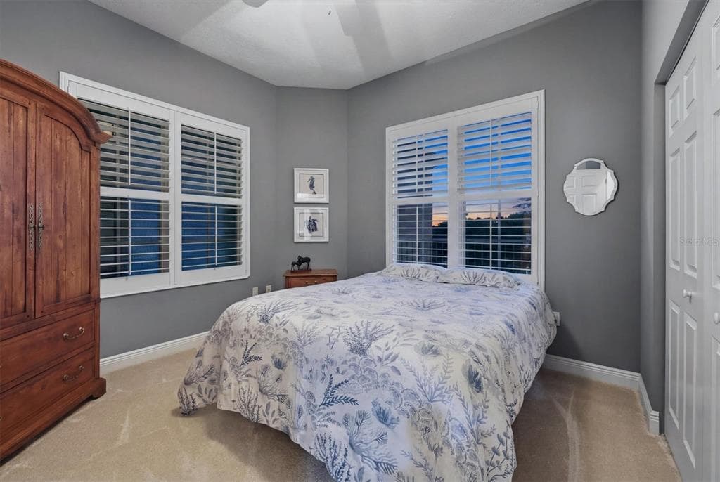 6474 WATERCREST WAY 403 photo 23