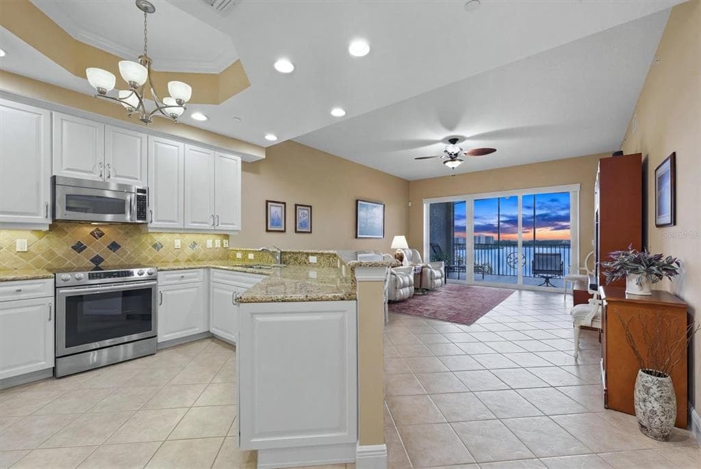 6474 WATERCREST WAY 403 photo 7