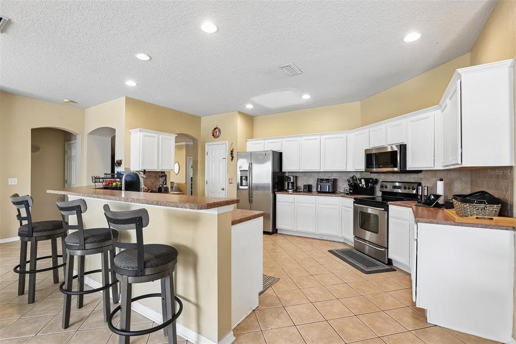 12517 SAFARI LANE photo 17