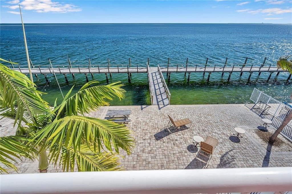 5111 COQUINA KEY DRIVE SE C photo 23