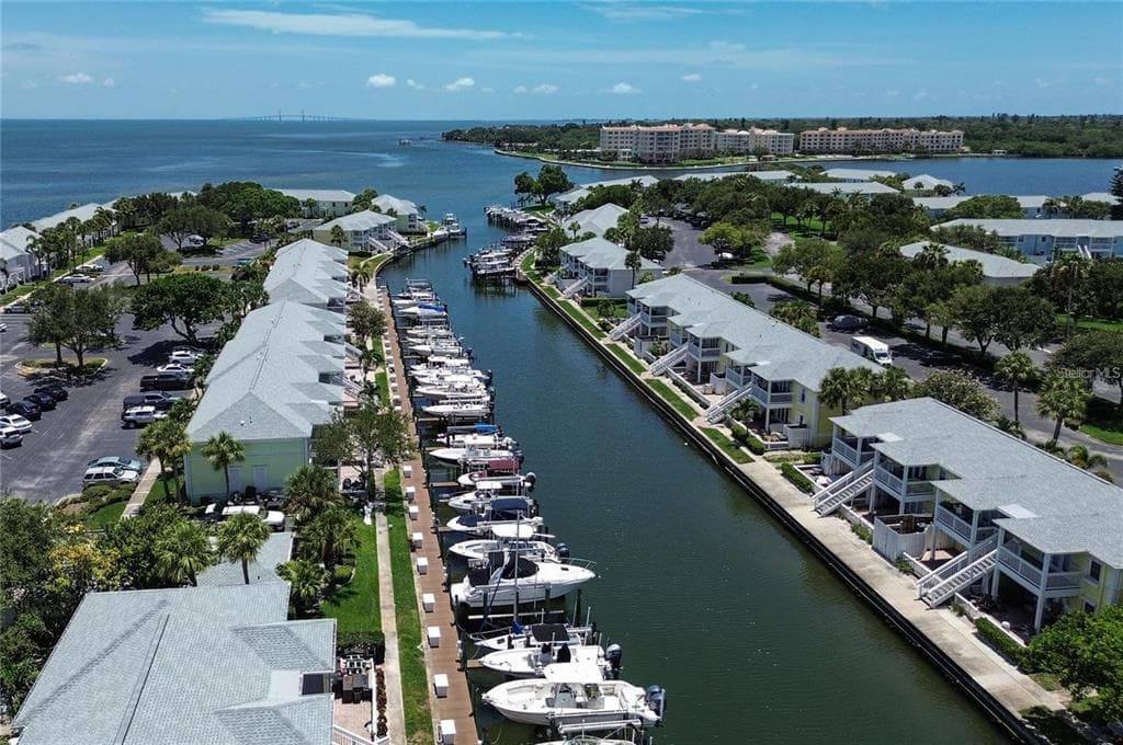 5111 COQUINA KEY DRIVE SE C photo 1