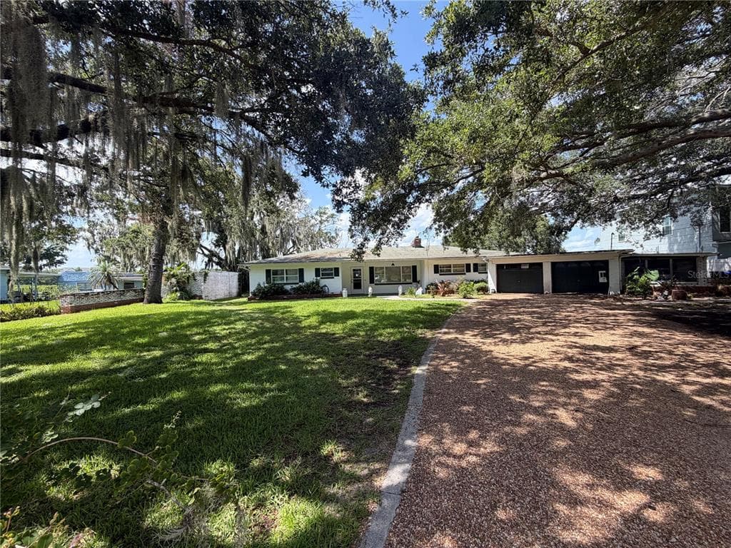 4445 BEACH BOULEVARD photo 2