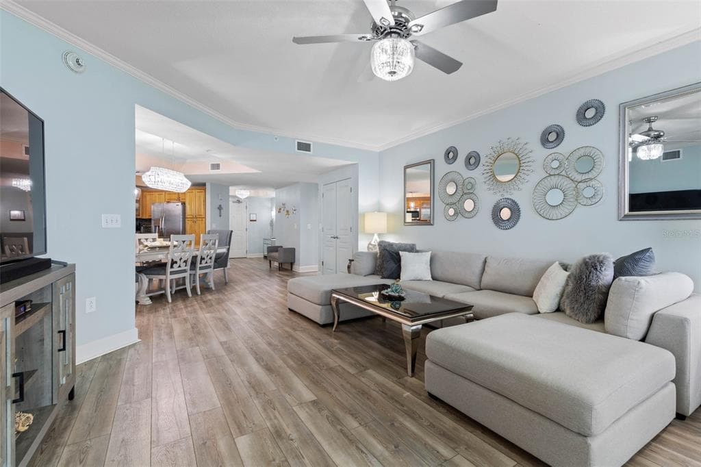 200 OCEAN CREST DRIVE 913 photo 12