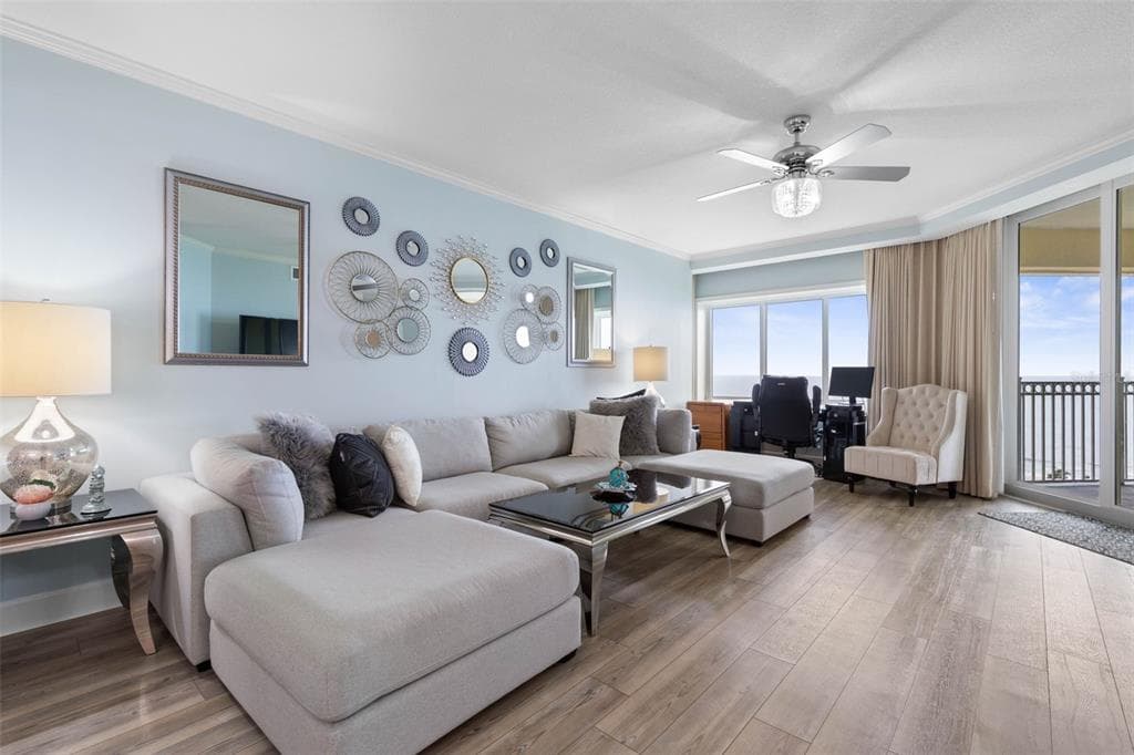 200 OCEAN CREST DRIVE 913 photo 10