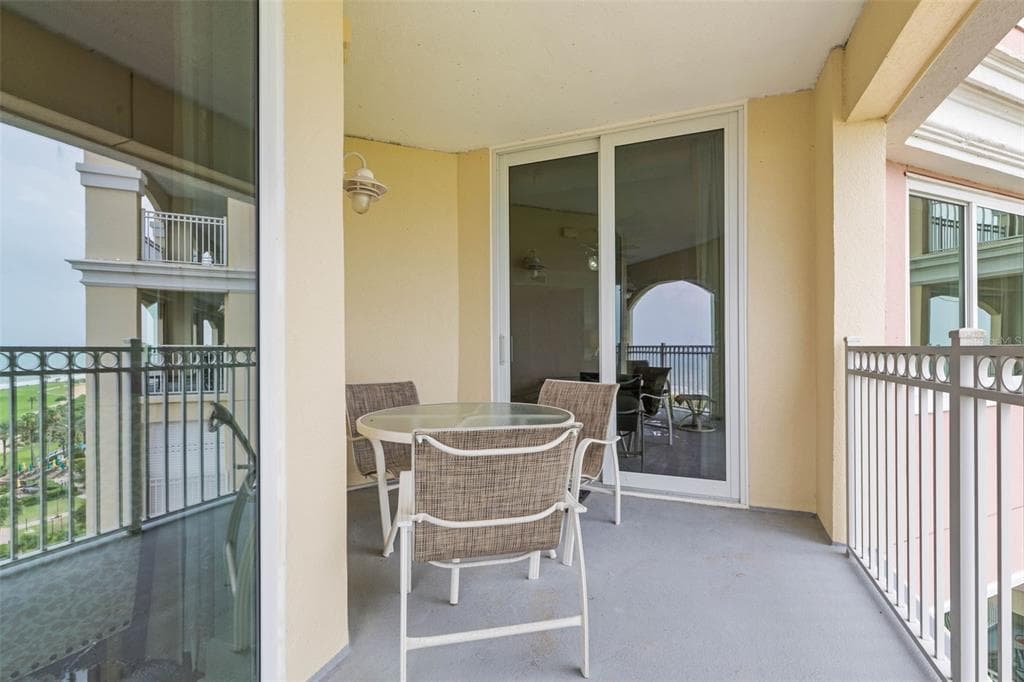 200 OCEAN CREST DRIVE 913 photo 21