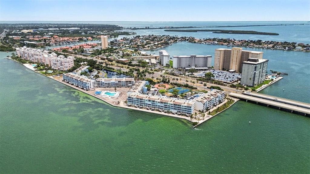 5279 ISLA KEY BLVD S 410 photo 1