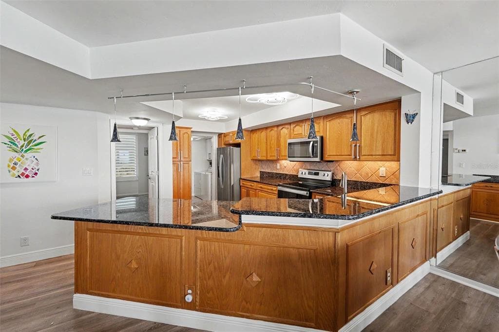 5279 ISLA KEY BLVD S 410 photo 11