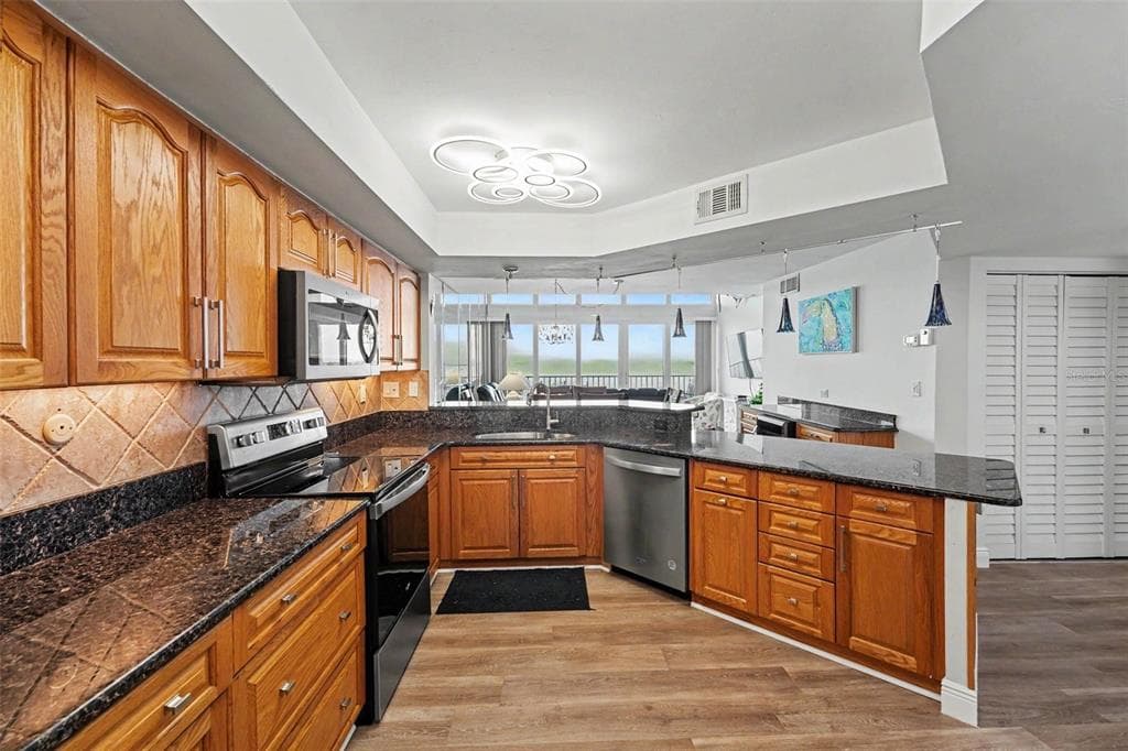 5279 ISLA KEY BLVD S 410 photo 8