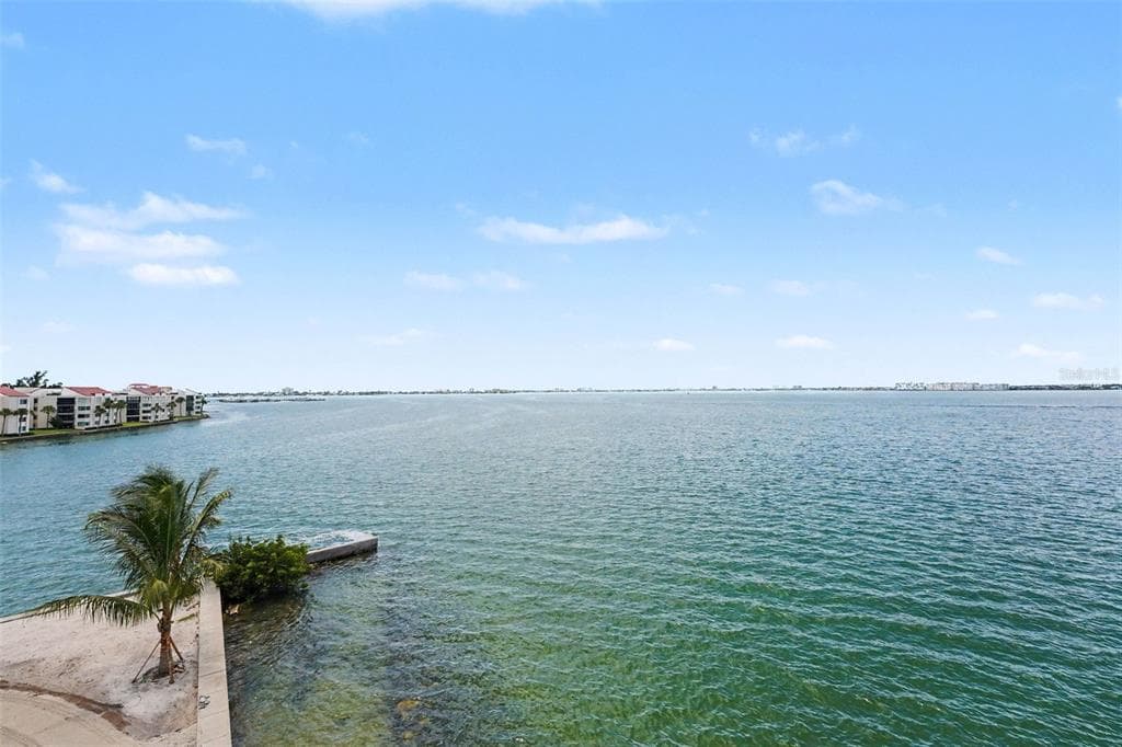 5279 ISLA KEY BLVD S 410 photo 25