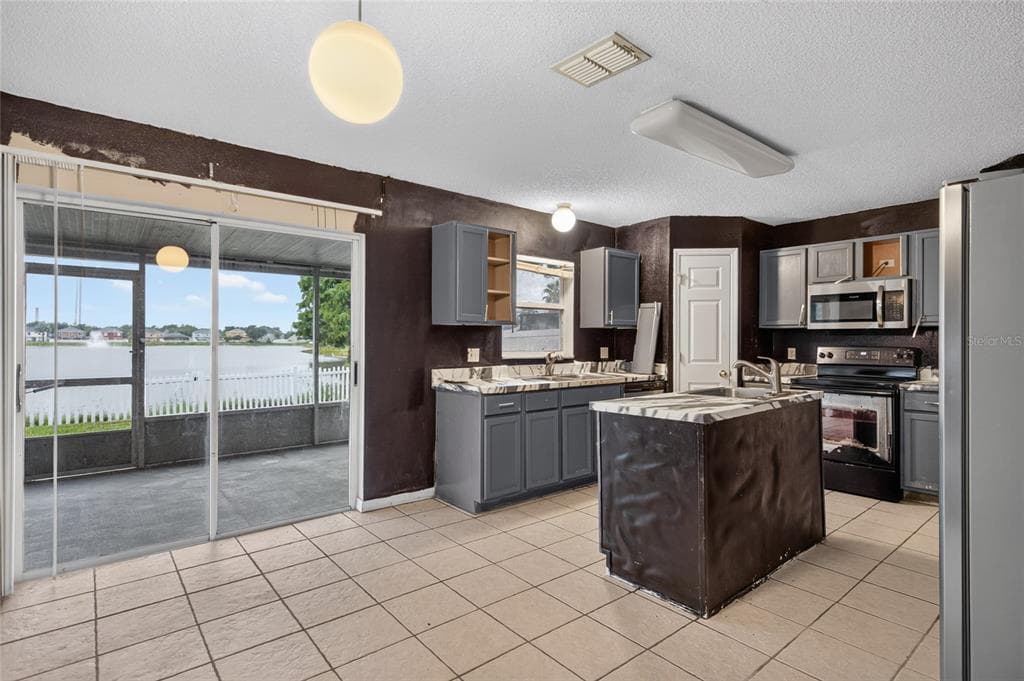 12803 LAKE VISTA DRIVE photo 16