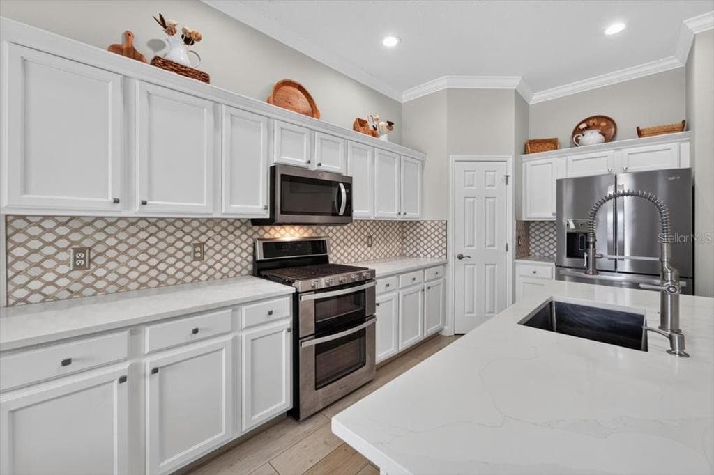 6411 GOLDEN EYE GLEN photo 14