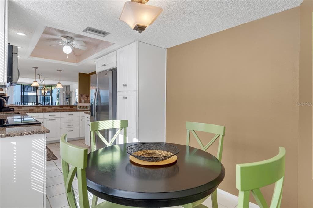 8764 MIDNIGHT PASS ROAD A201 photo 17