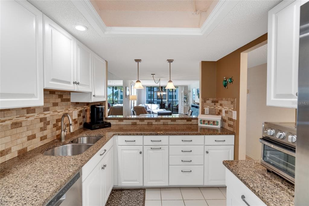 8764 MIDNIGHT PASS ROAD A201 photo 20