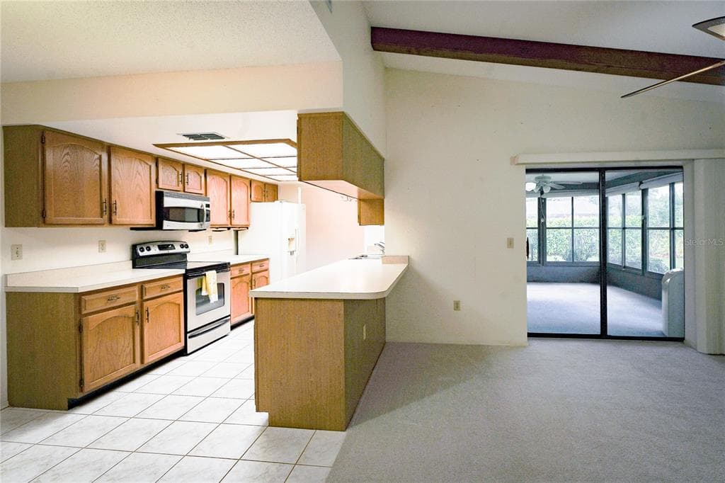 105 WOODINGHAM DRIVE photo 12
