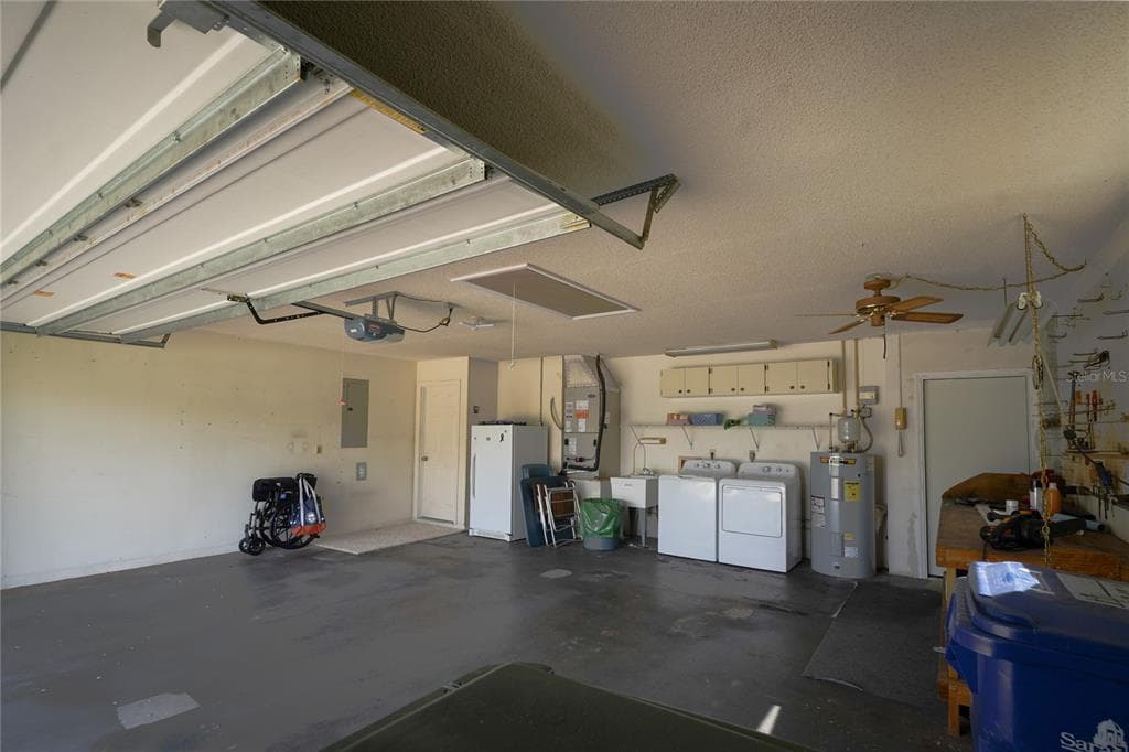 105 WOODINGHAM DRIVE photo 19