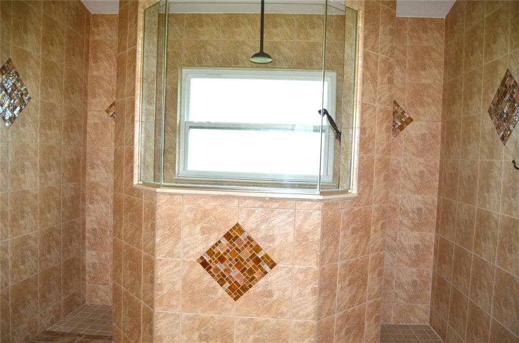 4 PINEHURST PLACE photo 13