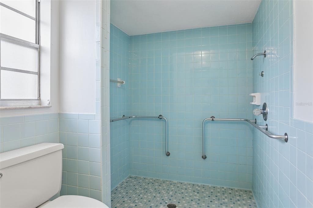 2801 WILSON CIRCLE photo 21
