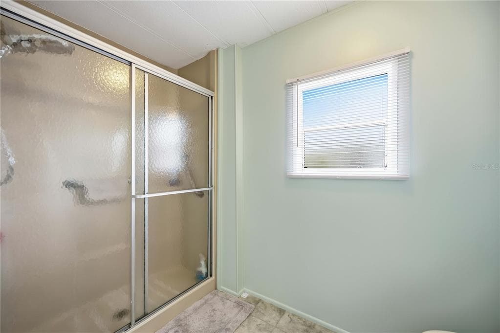 162 BERMUDA WAY photo 23