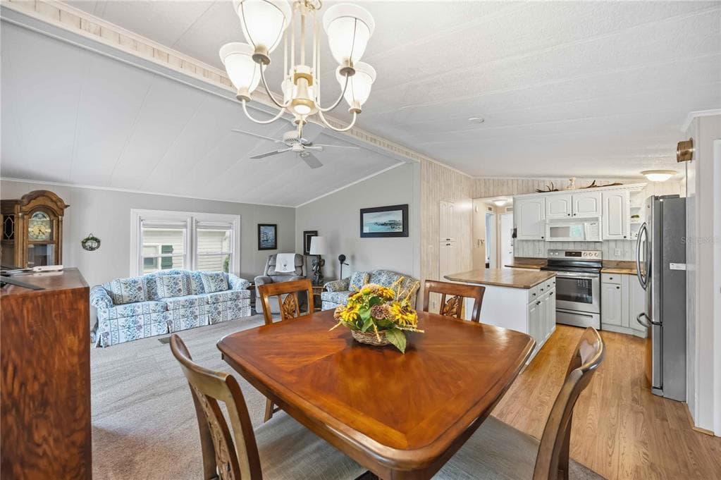 162 BERMUDA WAY photo 16