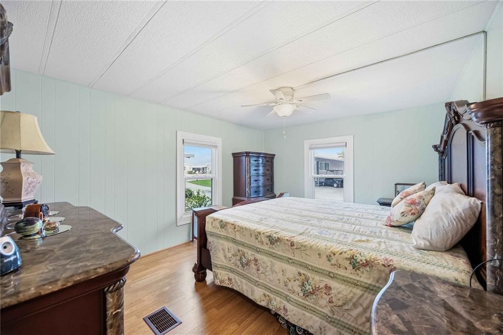 162 BERMUDA WAY photo 20