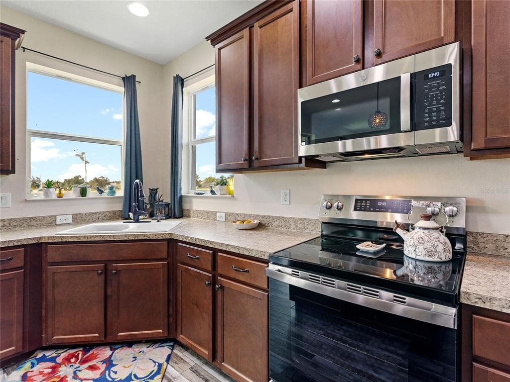 11323 80TH STREET E photo 13