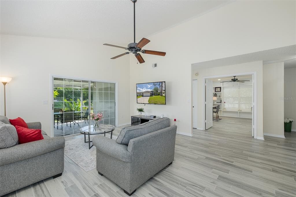 4242 NORTHAMPTON DRIVE photo 6