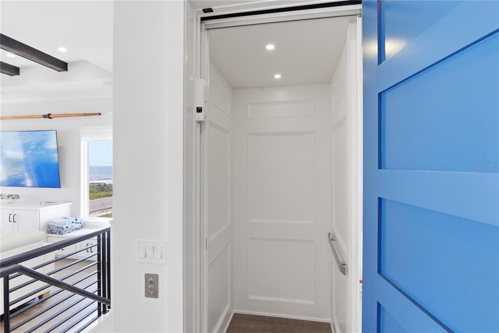 2574 S OCEAN SHORE BOULEVARD photo 11