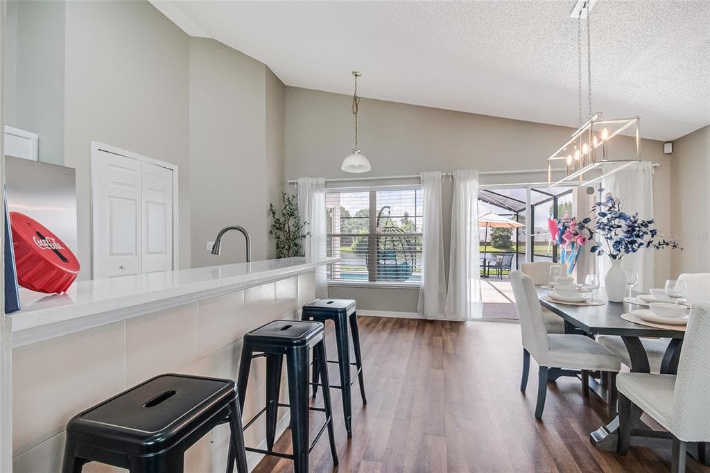 5112 VIOLET LANE photo 12
