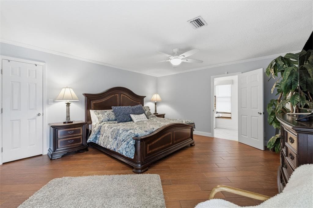 176 MAPLE AVENUE photo 17