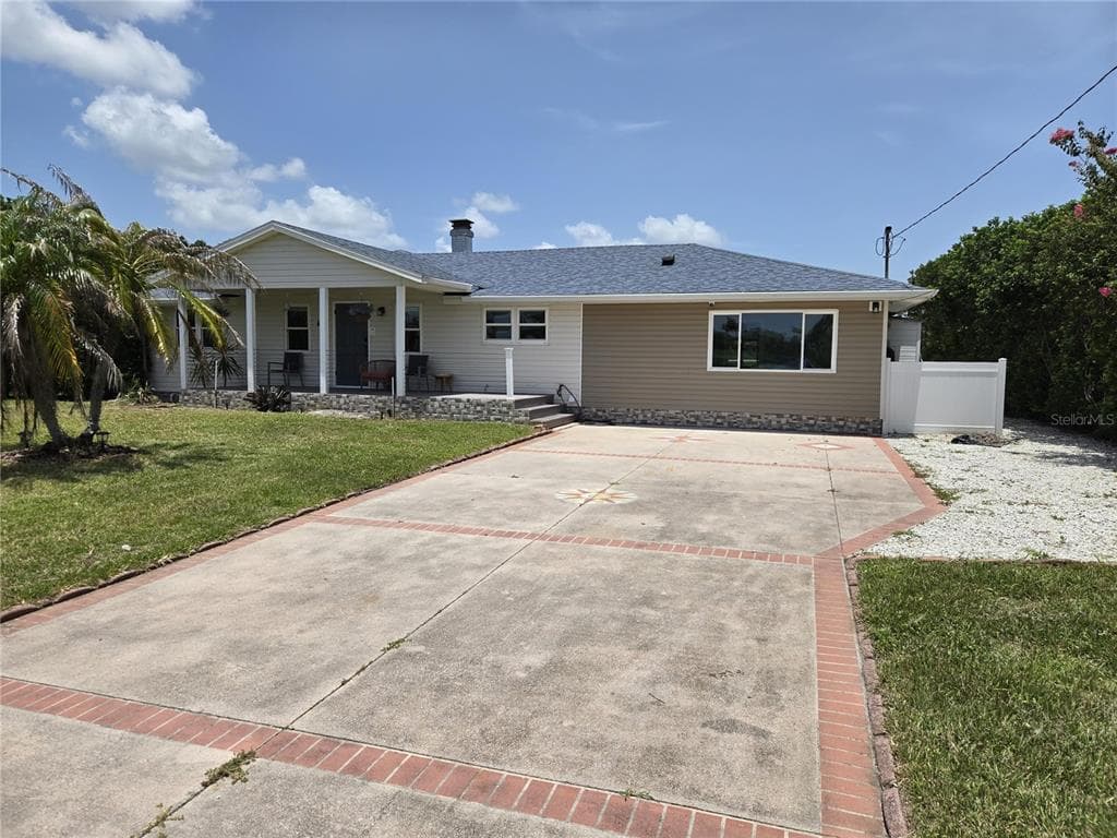 2625 HARRIS BOULEVARD photo 1