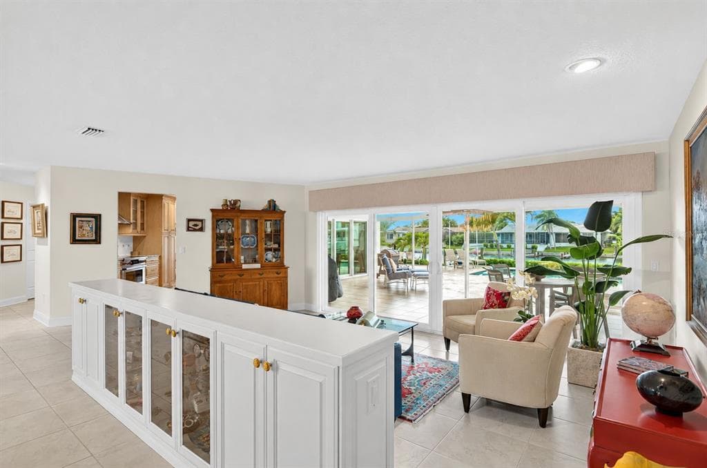 812 SNUG ISLAND photo 22