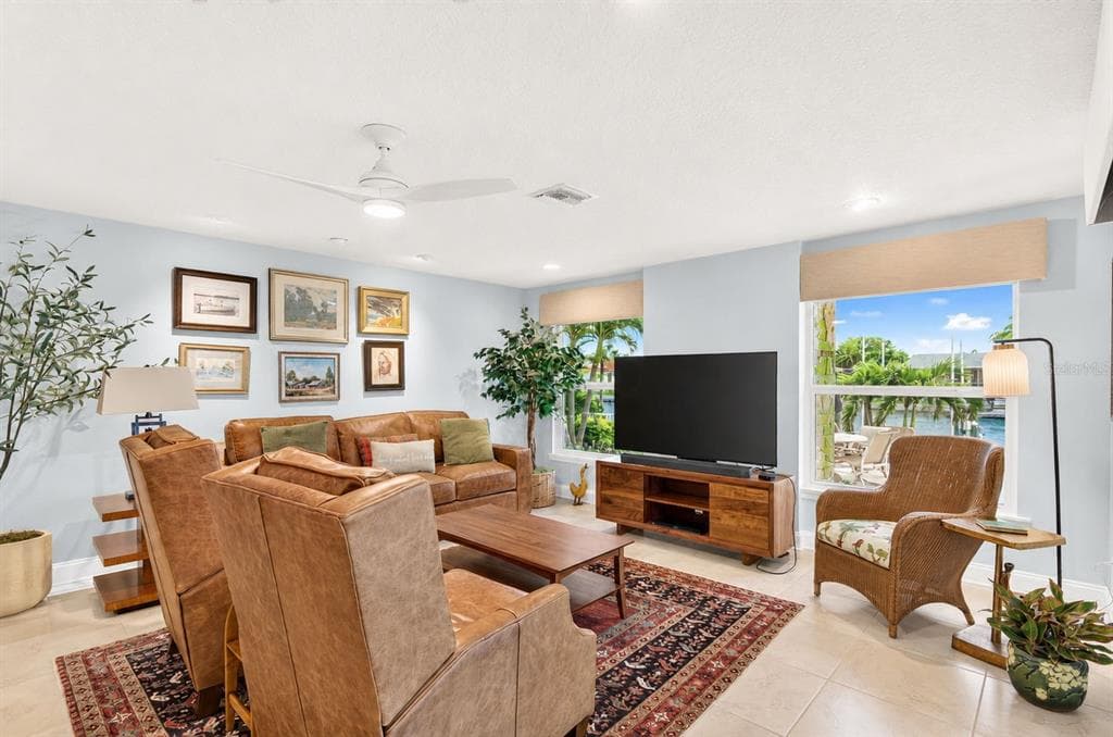 812 SNUG ISLAND photo 25