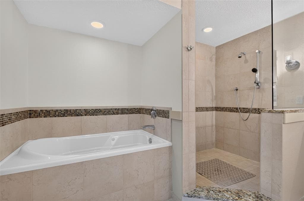 812 SNUG ISLAND photo 21