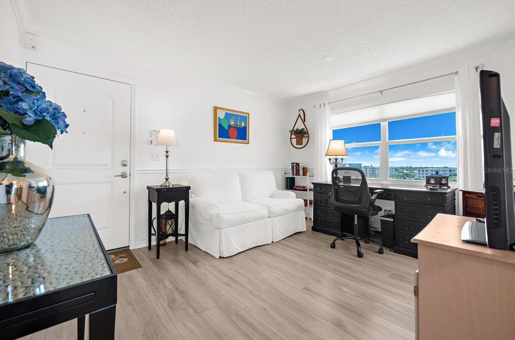 255 THE ESPLANADE N 701 photo 15